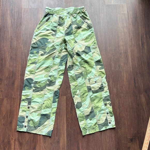 Free People Movement Pants - ♾️Free People Movement Green Camo Cargo Pants Small Snap Ankle Elastic Waist S♾️